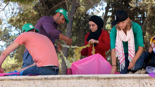 kite makers - Engaging Cultures Travel